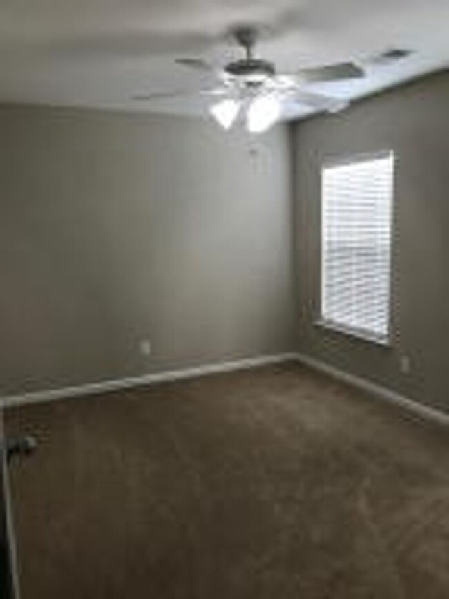 Building Photo - Two story traditional home in Sophia Landing.