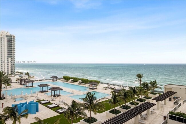 Building Photo - 1830 S Ocean Dr