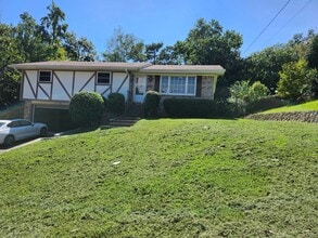 Building Photo - 3 Bedroom 2 bath home in North Hixson TN