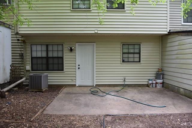 Building Photo - 4040 Sand Wedge Cir