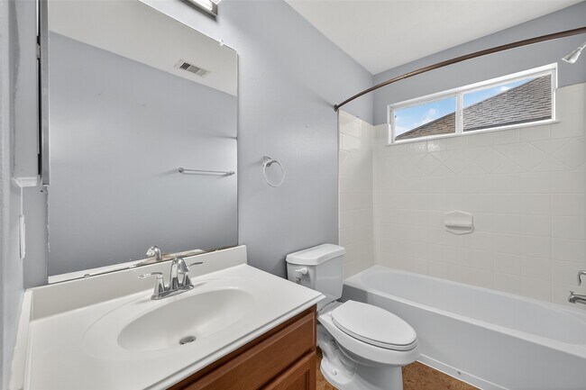 Building Photo - 14435 Benningcrest Ln