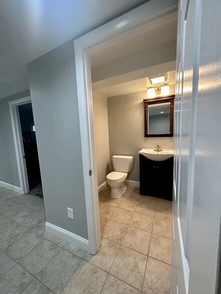 Building Photo - 33 Rublee St