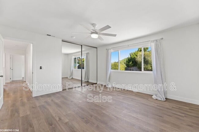 Building Photo - 315 Cerro St
