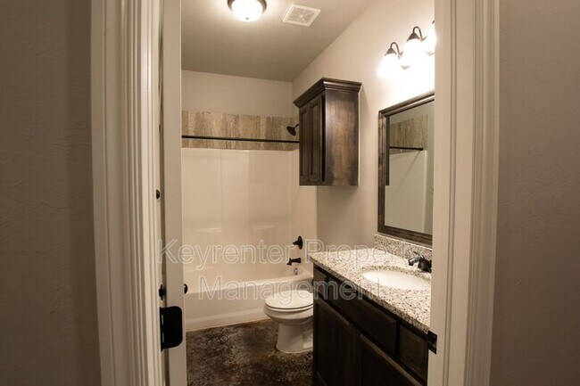 Building Photo - 1754 Eighty-Niner Ter