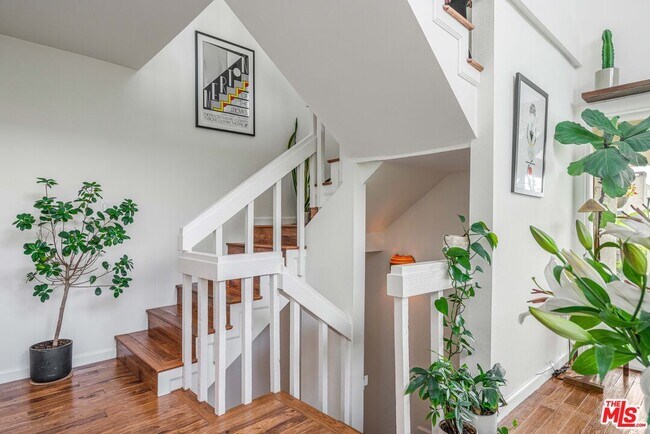 Building Photo - 24 Westwind St