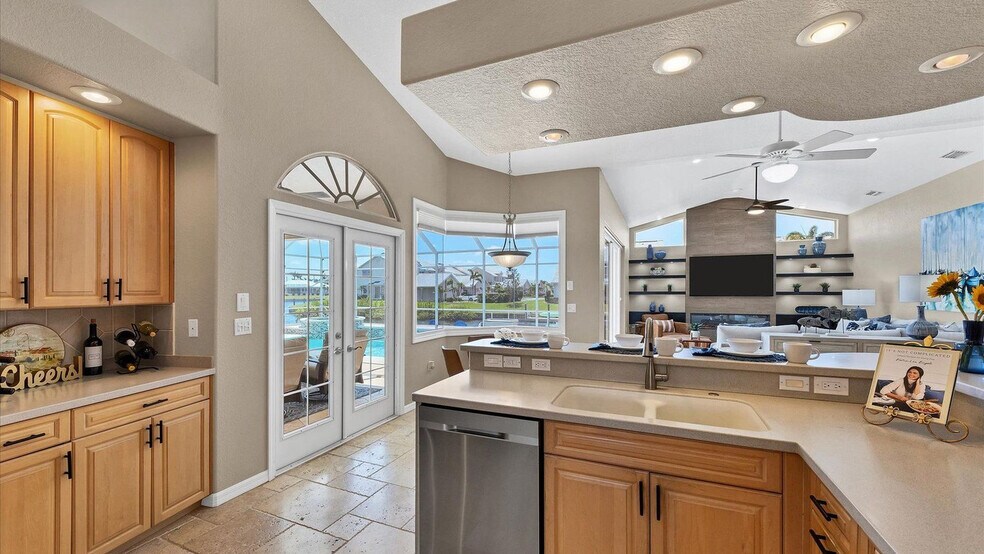 Building Photo - 1417 Bluejay Ct
