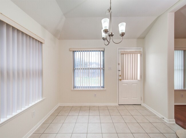 Building Photo - 15106 Brookwood Bridge Ln