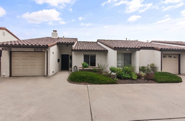Building Photo - Refined Penasquitos Townhome with Panoramic Backyard Views & Modern Upgrades!