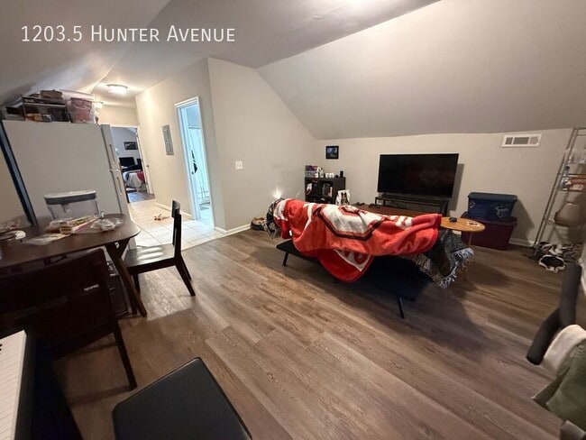 Building Photo - 1203.5 Hunter Ave