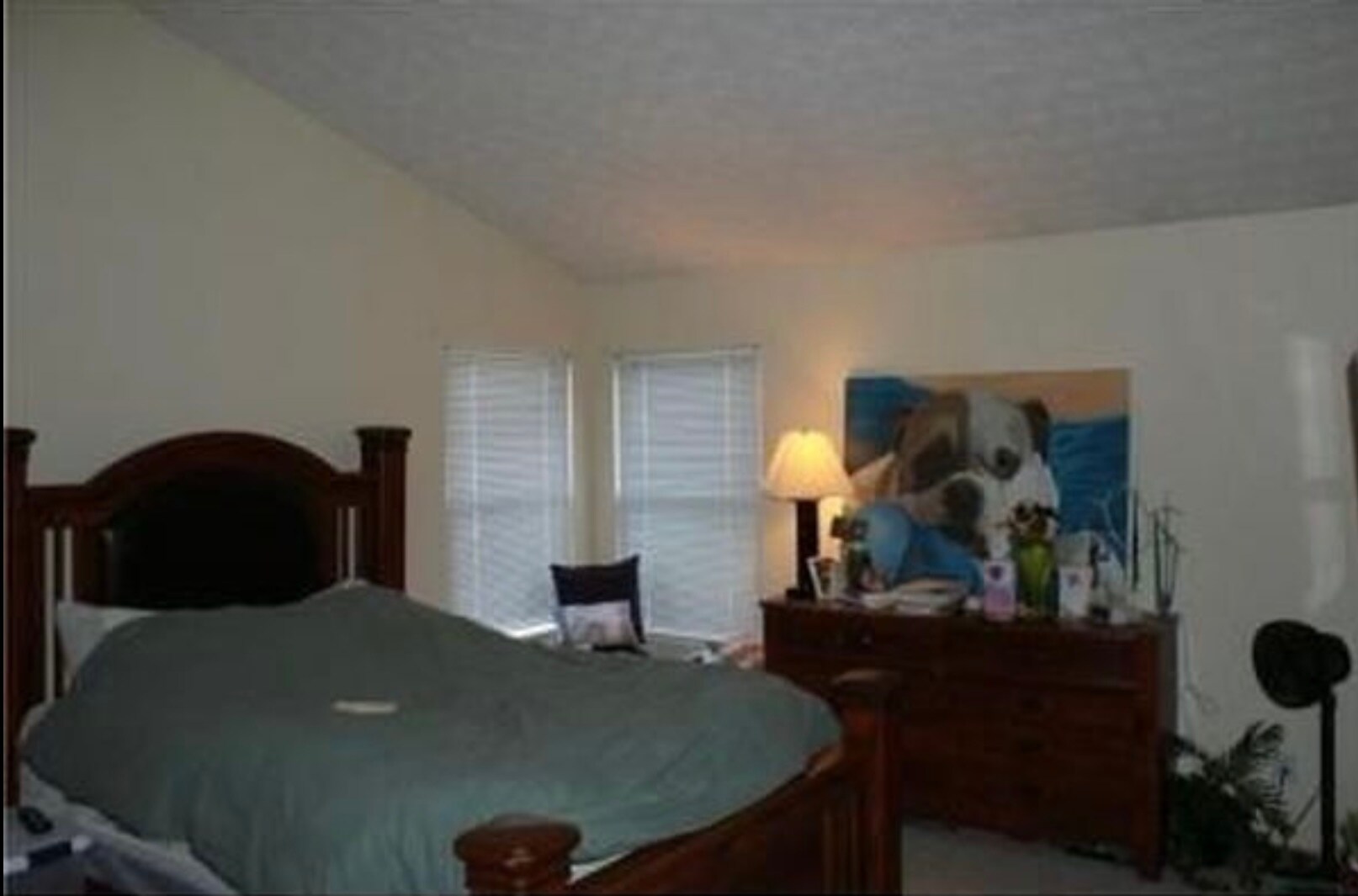 Master room - 8290 Mira St