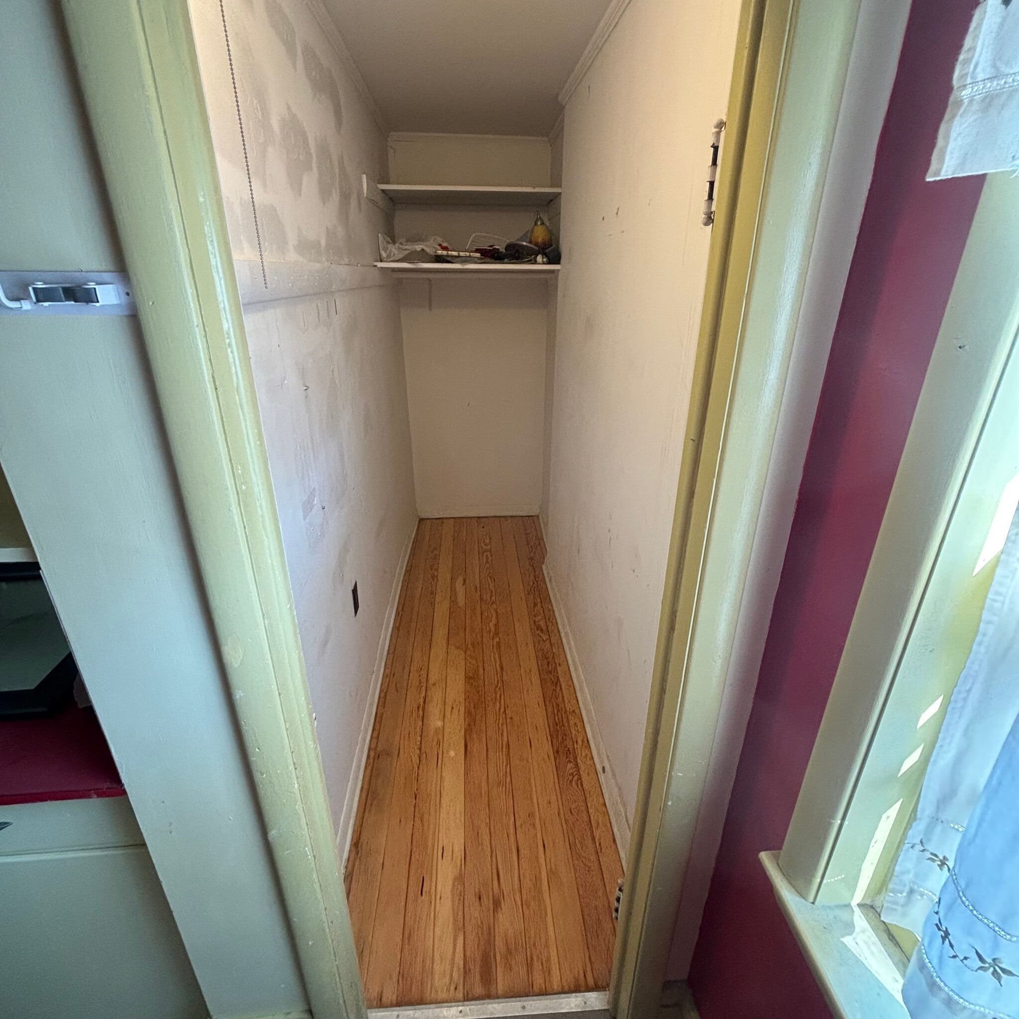 Building Photo - 1009 SW Fillmore St