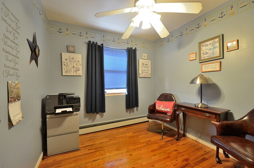 Building Photo - 1063 Mason Ct