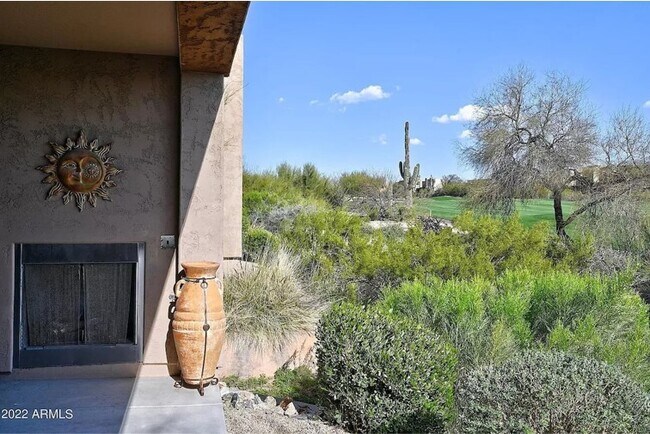 Building Photo - 10260 E White Feather Ln