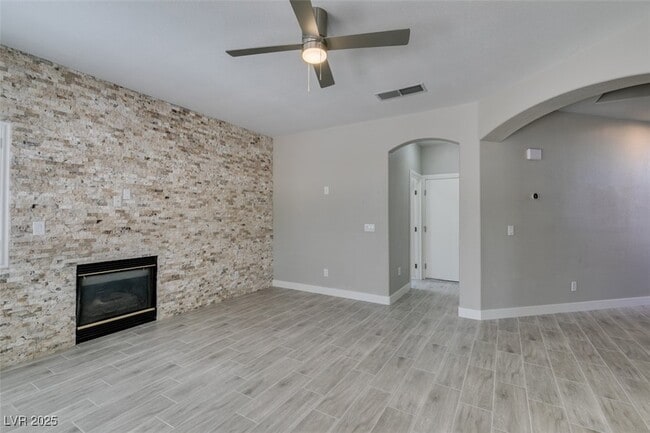 Building Photo - 2452 Silver Blossom Ln