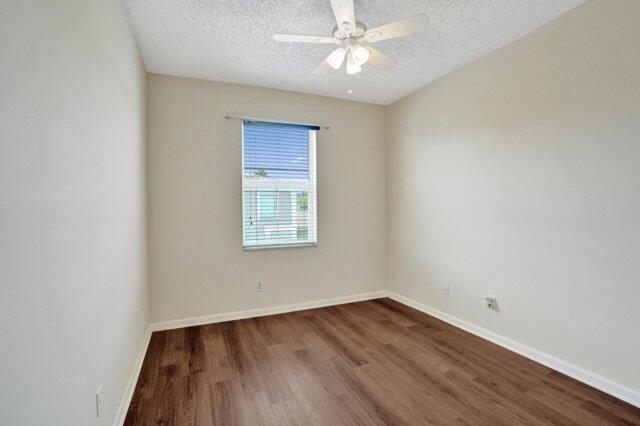 Building Photo - 10581 NW 57th Ct