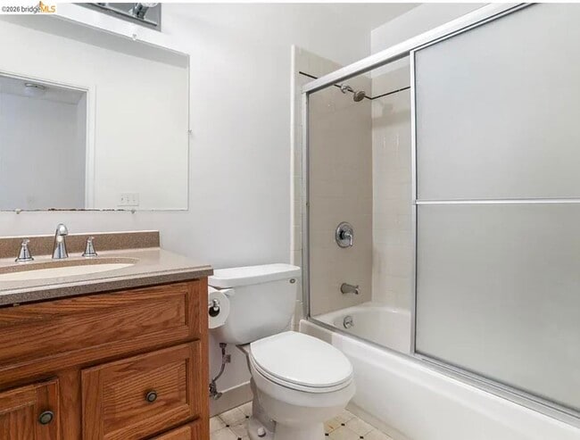 Building Photo - 5317 Ridgeview Cir