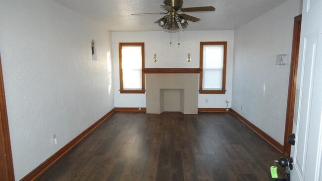 Building Photo - 1506 NW Arlington Ave