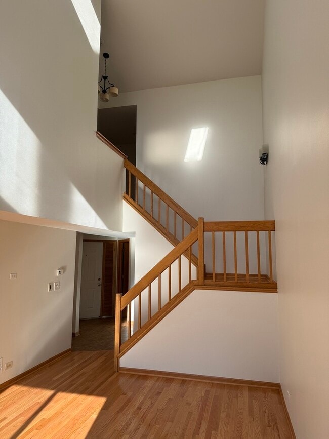 Building Photo - 8316 High Point Cir