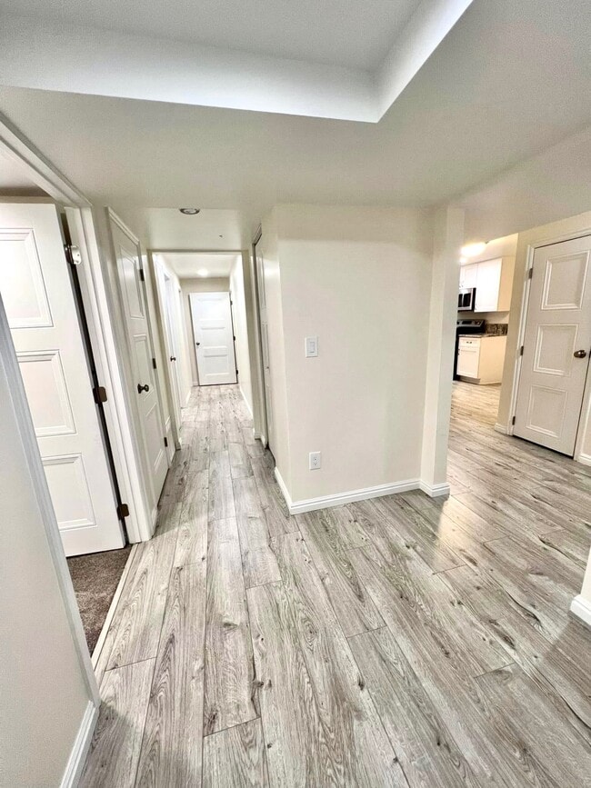 Building Photo - 2384 Catalina Dr