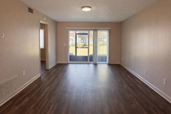 Building Photo - 39132 Co Rd 54