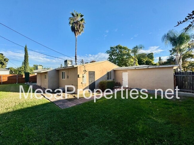 Building Photo - 173 Brown Dr