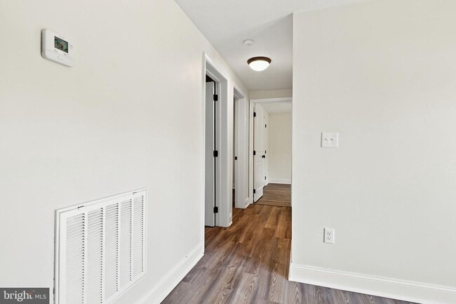 Building Photo - 306 Fegan Rd
