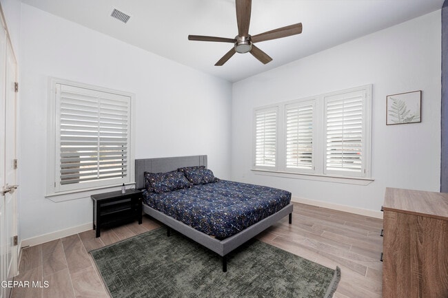 Building Photo - 2809 Tierra Garden Dr