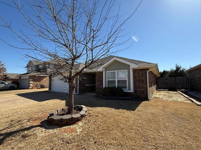 Building Photo - 3116 SE 96th St