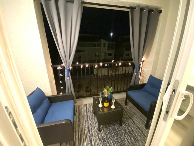 Building Photo - 2828 Mosaic Moon Ln