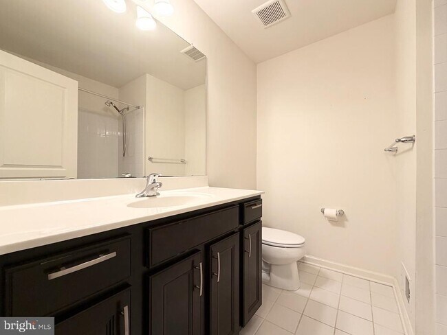 Building Photo - 308 Roarks Trail