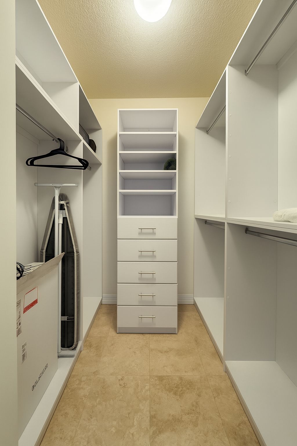 Building Photo - 41 SE 5th St