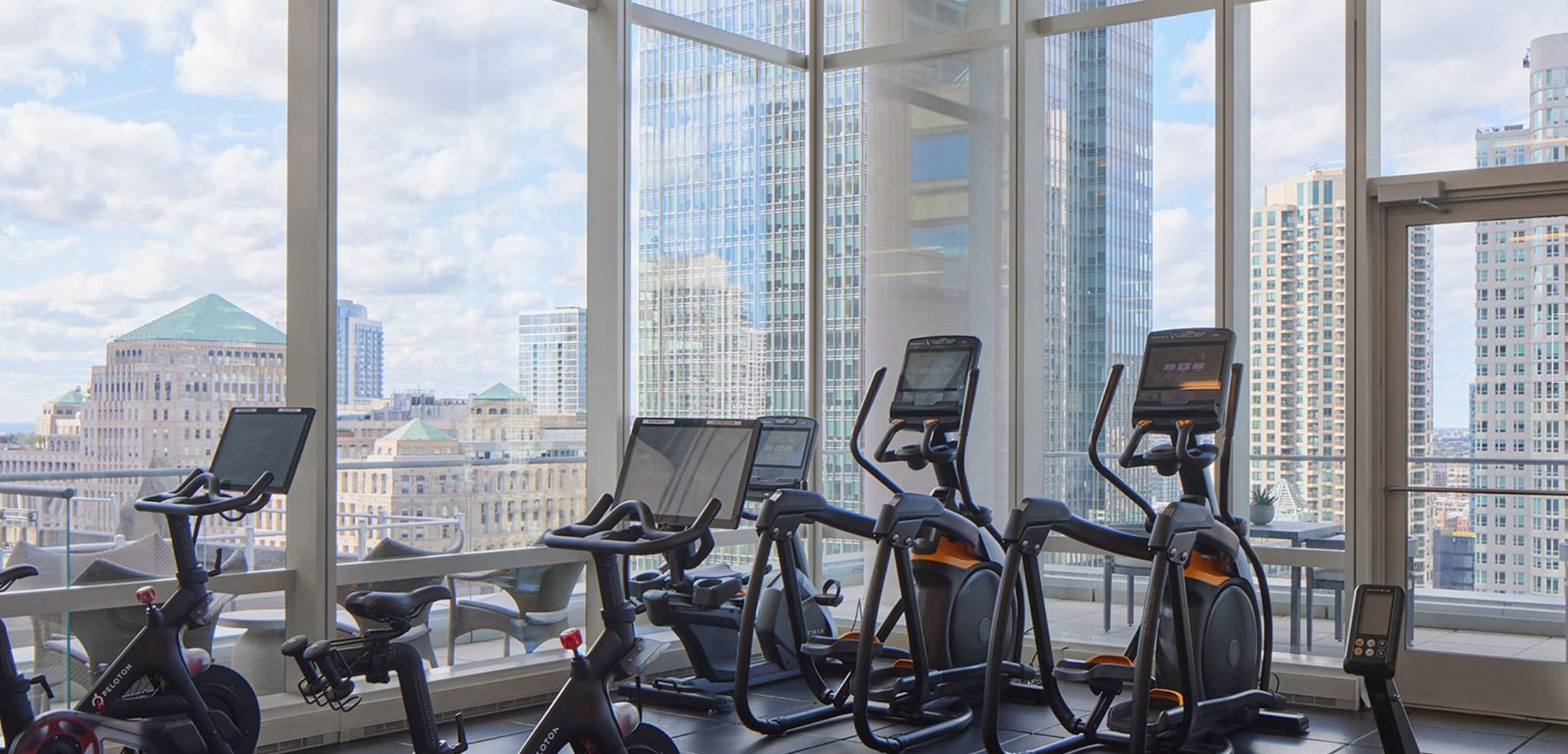 Building Photo - 77 W Wacker Dr