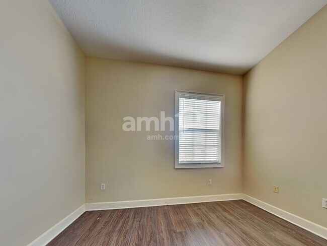 Building Photo - 11514 Bellamar Street