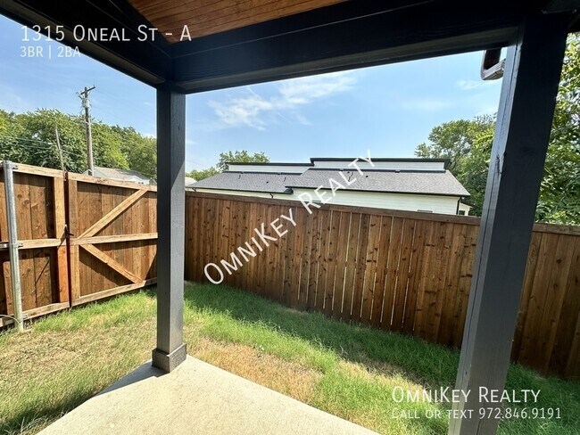 Building Photo - 1315 Oneal St