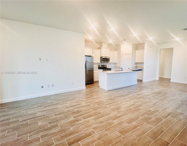 Building Photo - 1391 Tangled Orchard Tr