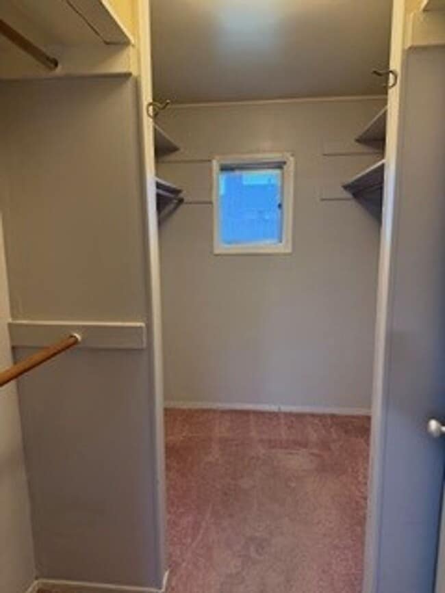 Building Photo - BROMLEY