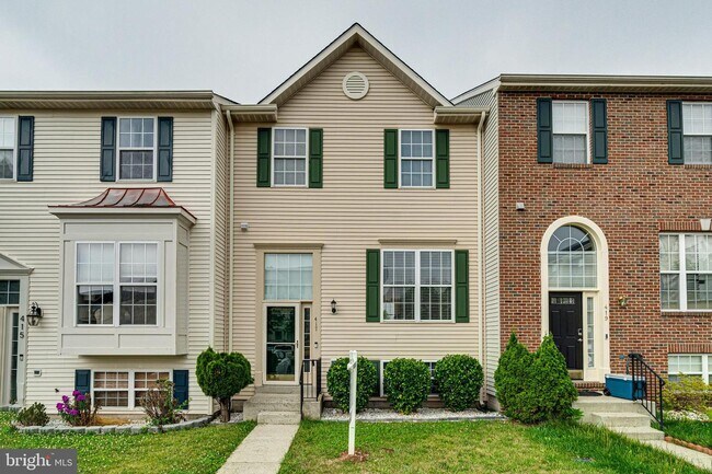 Building Photo - 417 Sparkleberry Terrace NE