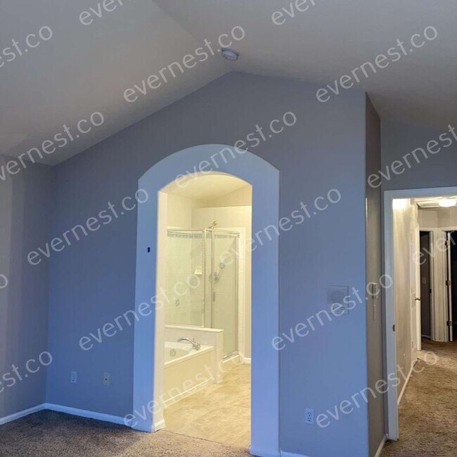 Building Photo - 8956 Goosander Way