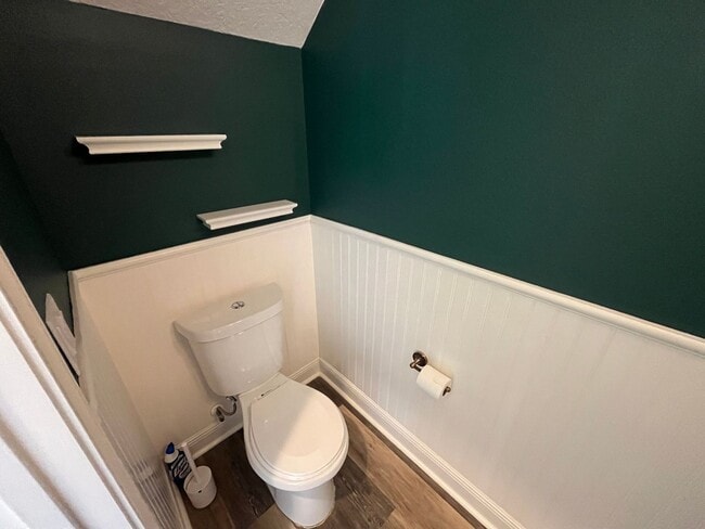 Building Photo - 2697 E Washington St