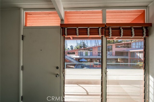 Building Photo - 1400 Hayworth Ave