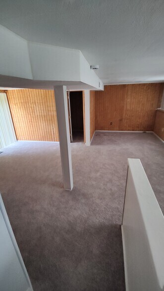 Building Photo - 7316A Castlemoor Rd