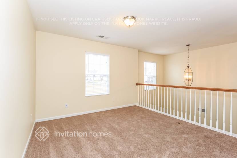 Building Photo - 14712 Castletown House Dr