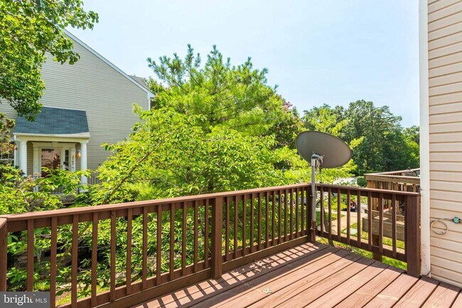Building Photo - 8605 Willow Leaf Ln