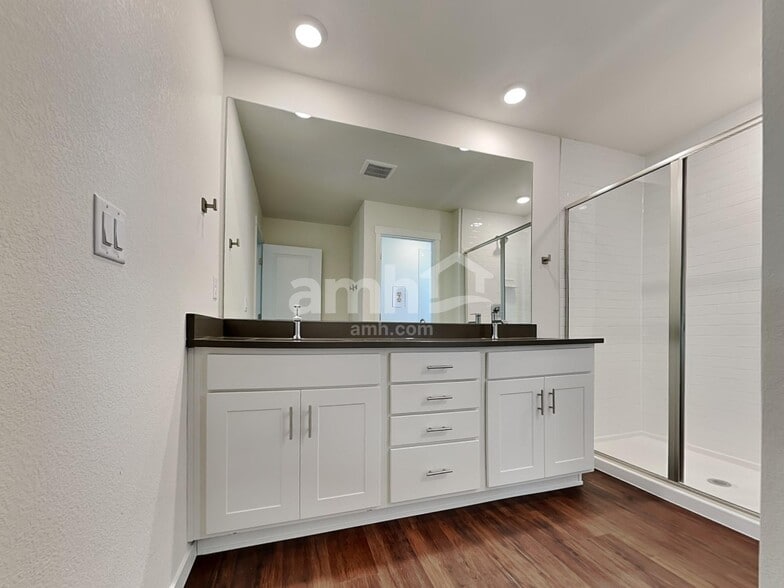 Building Photo - 11639 Cody Rdg Wy