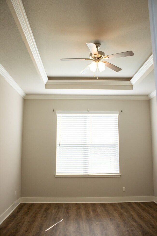 Building Photo - Welcome to this beautiful move in ready home in the much-desired Brytan Community!