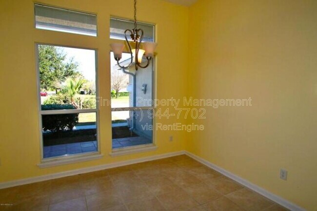 Building Photo - 801 Derby Ln