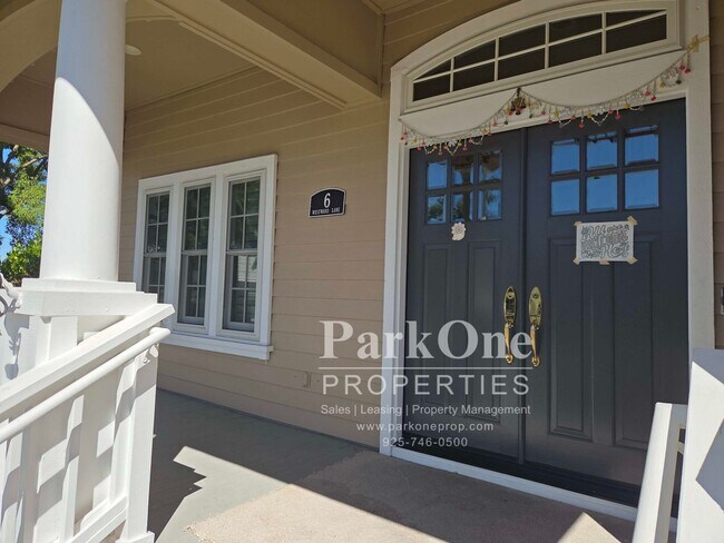 Building Photo - Amazing One of a Kind Home in the Heart of Danville with Pool & Views!