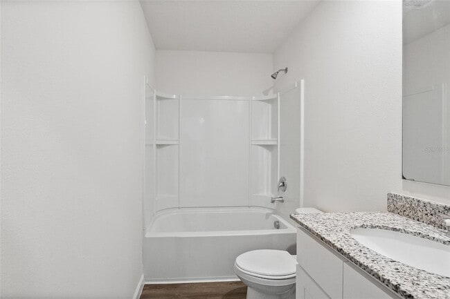 Building Photo - 612 Linnet Ct