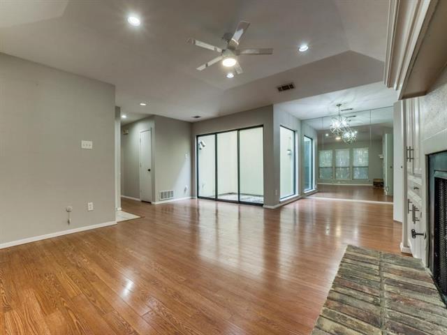 Building Photo - 3042 Airhaven St