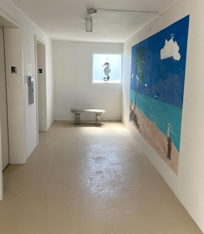 Building Photo - 3640 N Ocean Dr